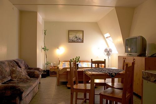 Apartment Hotel Sarvar - close to the Spa and Wellness Centre Sarvar on affordable prices