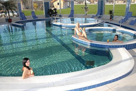 Wellness weekend in Hungary, Cserkeszolo - indoor and outdoor pools, wellness treatments at affordable price